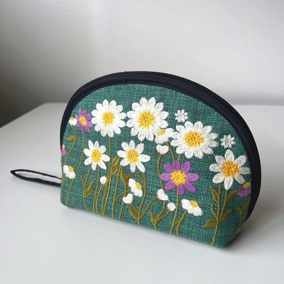Handbags - Embroidered Floral Cosmetic Bag Makeup Pouch Green Daisy Travel Toiletry Case